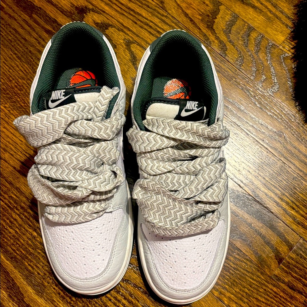 Nike White and forrest green Sneakers/custom laces 9 men 10.5women